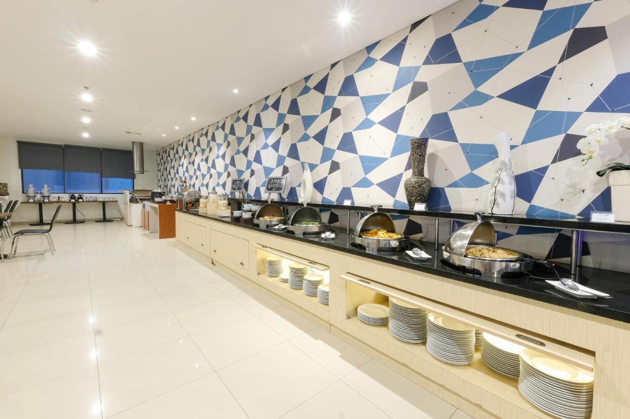 Hotel 88 Mangga Besar 62 Lokasari Jakarta Bagian luar foto
