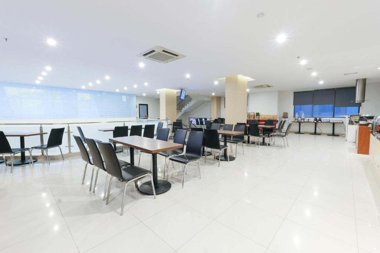 Hotel 88 Mangga Besar 62 Lokasari Jakarta Bagian luar foto